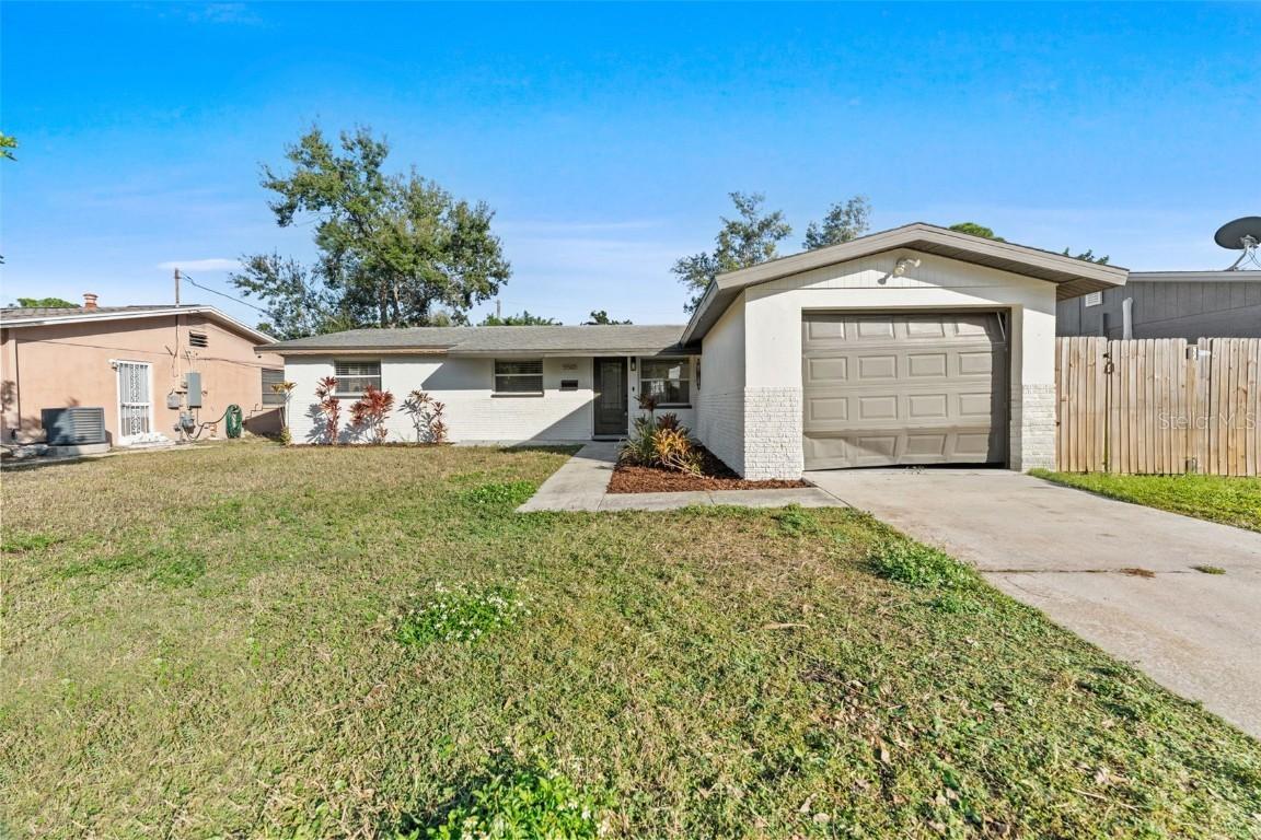 5501 Denver St., St Petersburg, FL 33703