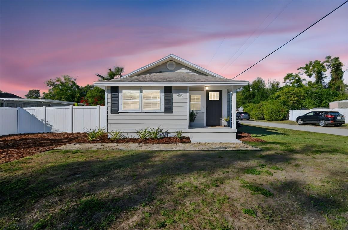 8120 El Portal Dr., Tampa, FL 33604