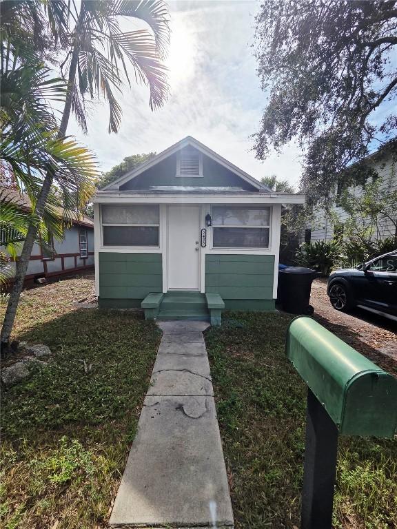 2438 9th Ave., St Petersburg, FL 33712