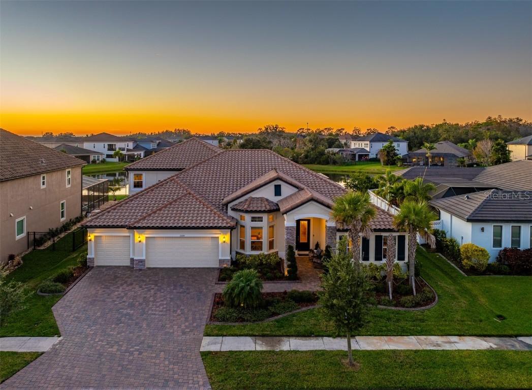 33164 Kateland Dr., Wesley Chapel, FL 33545