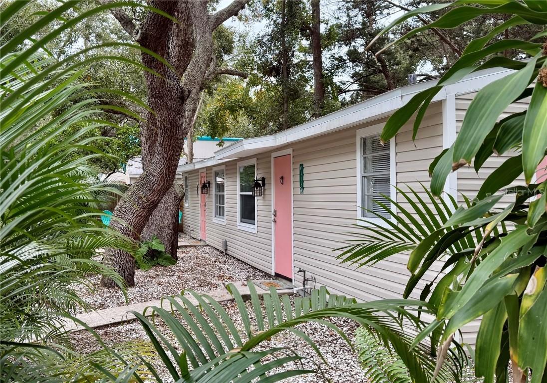 415 2nd Ave., Dunedin, FL 34698