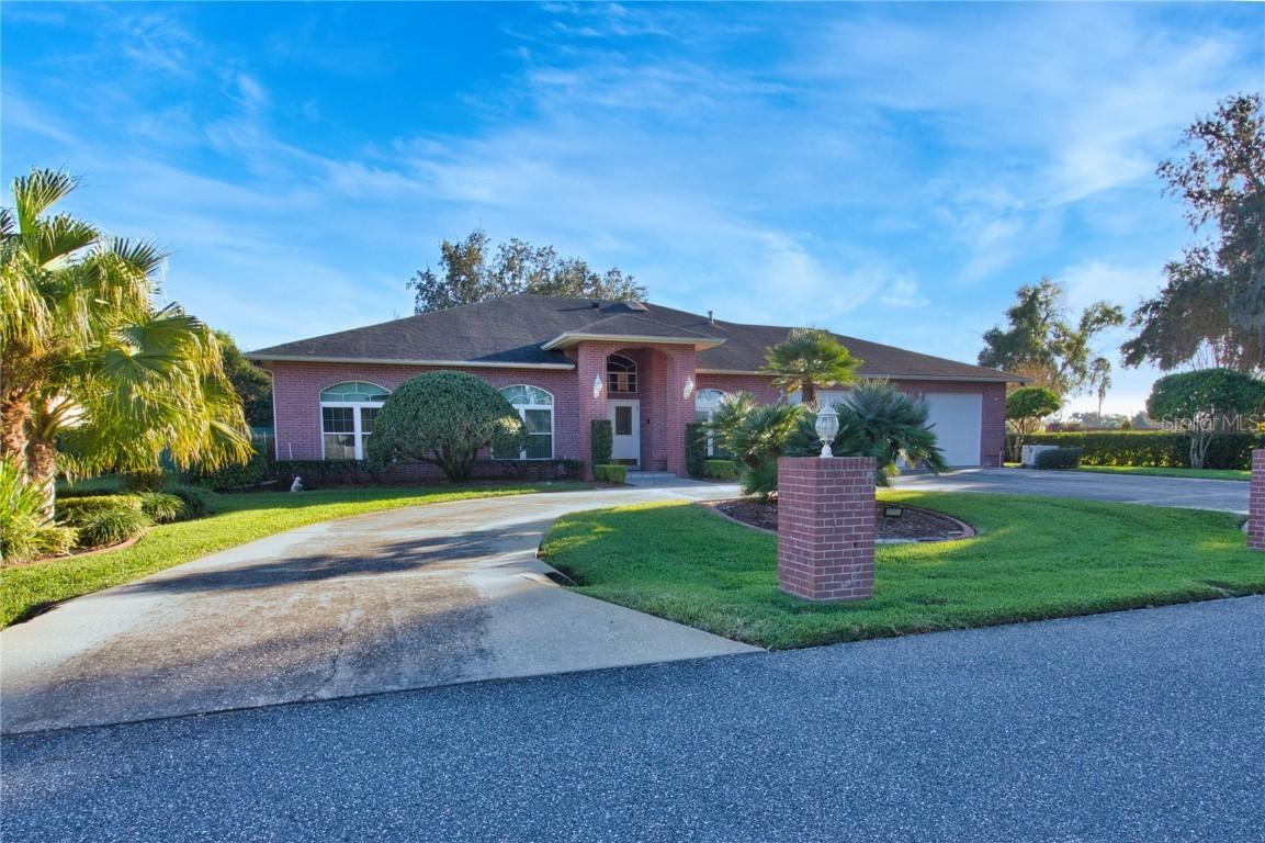 5115 Deeson Pointe Ct., Lakeland, FL 33805