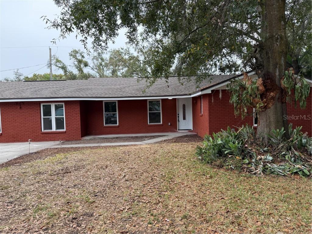 1605 Fairlane Pl., Brandon, FL 33511