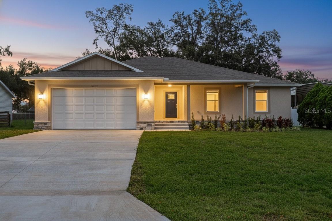 12038 San Angela Dr., San Antonio, FL 33576