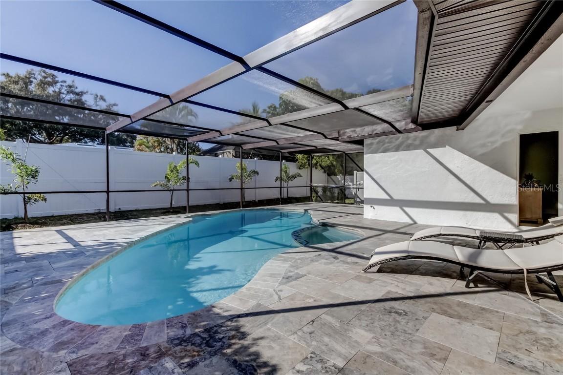 12172 Wild Acres Rd., Largo, FL 33773