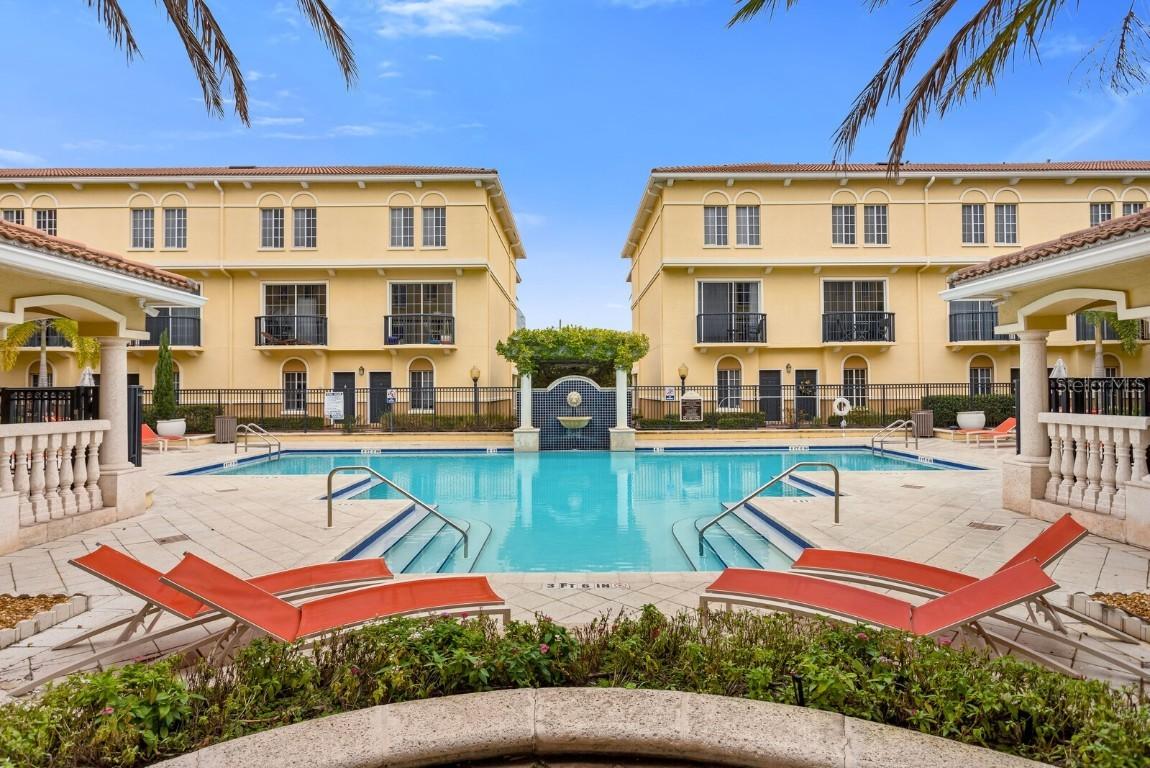 5246 Hampton Beach Pl., Tampa, FL 33609