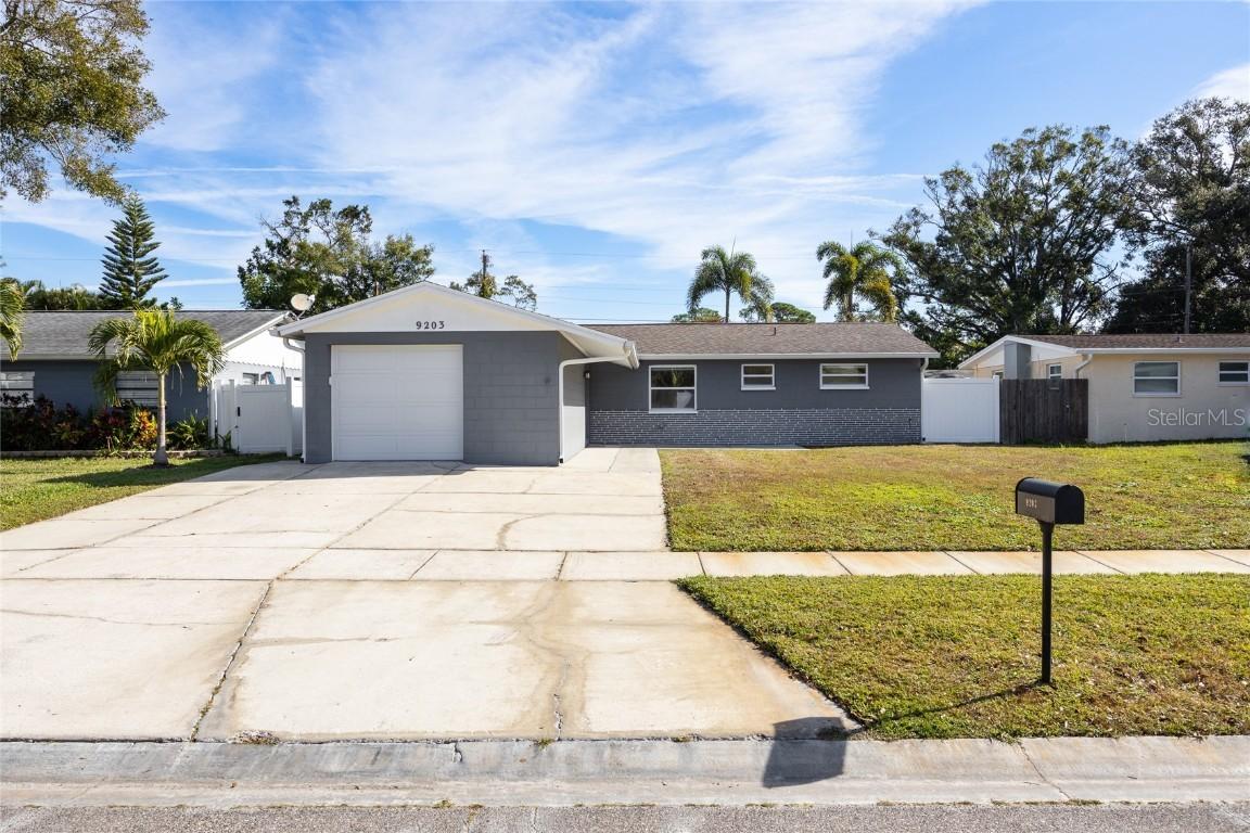 9203 51st St., Pinellas Park, FL 33782