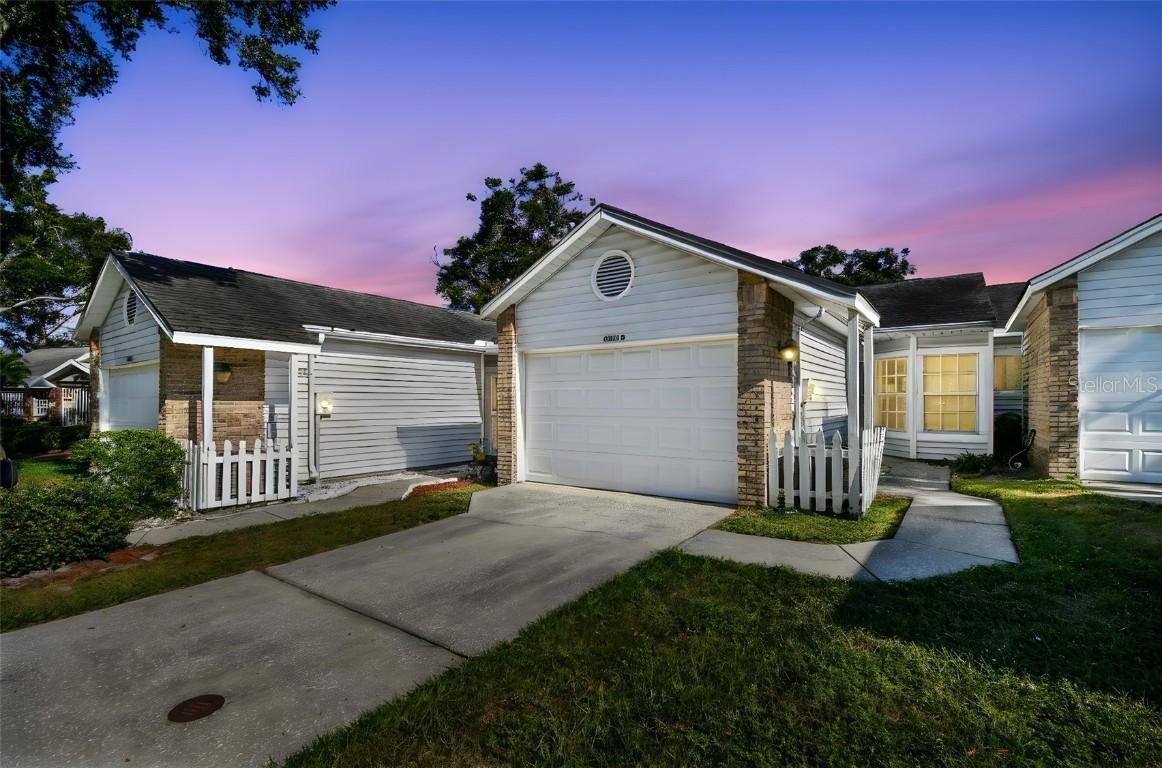 3088 Grovewood Blvd. #B, Palm Harbor, FL 34683