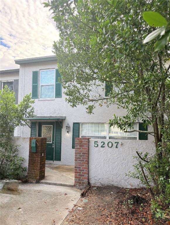 5207 Blane Dr., Temple Terrace, FL 33617