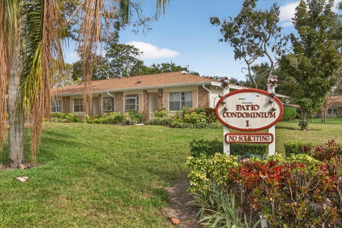 2211 Lark Cir. #D, Palm Harbor, FL 34684