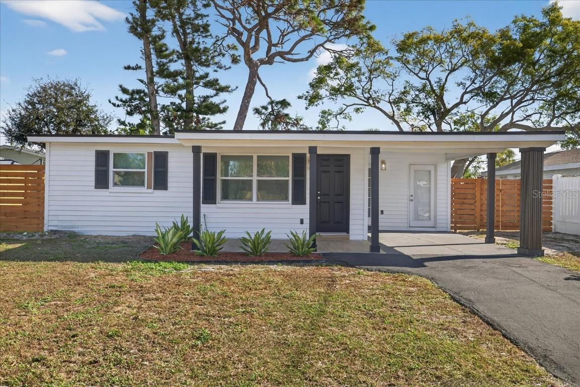 11197 102nd Ln., Largo, FL 33773