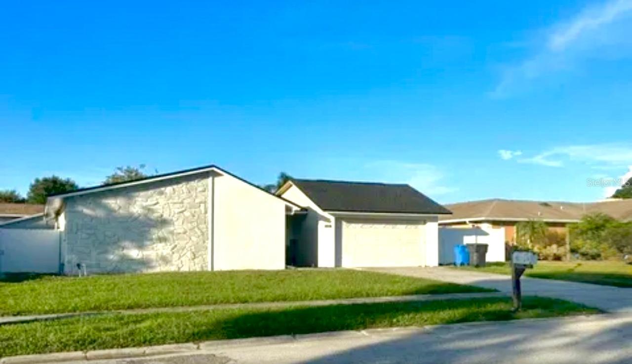 8503 Woodbridge Blvd., Tampa, FL 33615