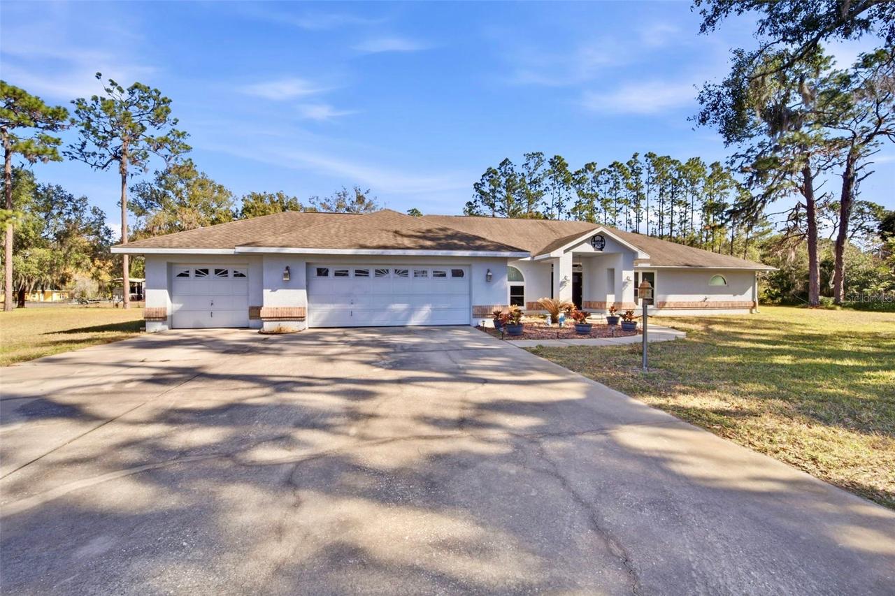6122 Wisteria Loop, Land O Lakes, FL 34638