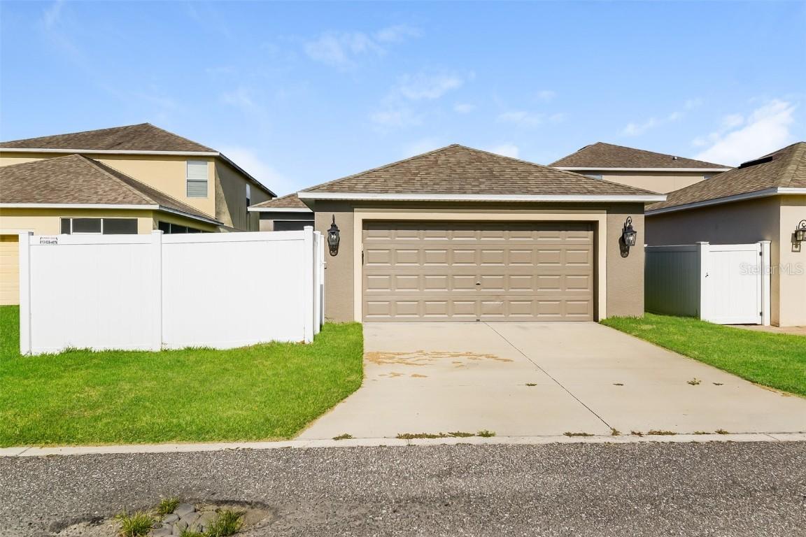 12022 Streambed Dr., Riverview, FL 33579