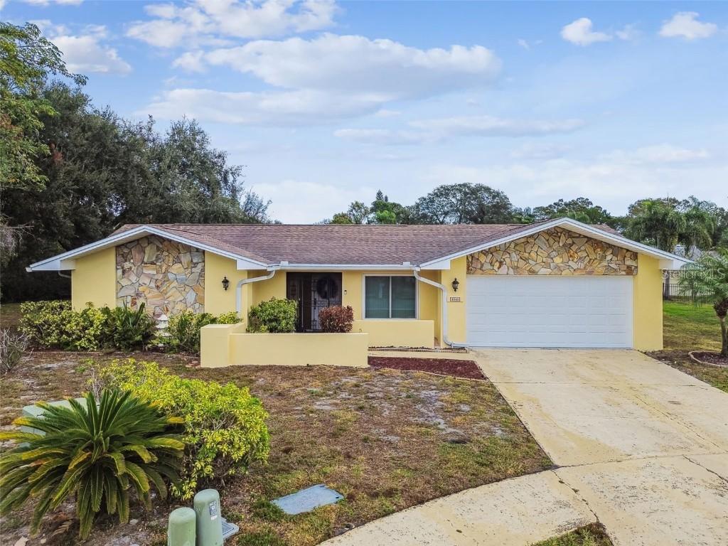 3545 Snowy Egret Ct., Palm Harbor, FL 34683
