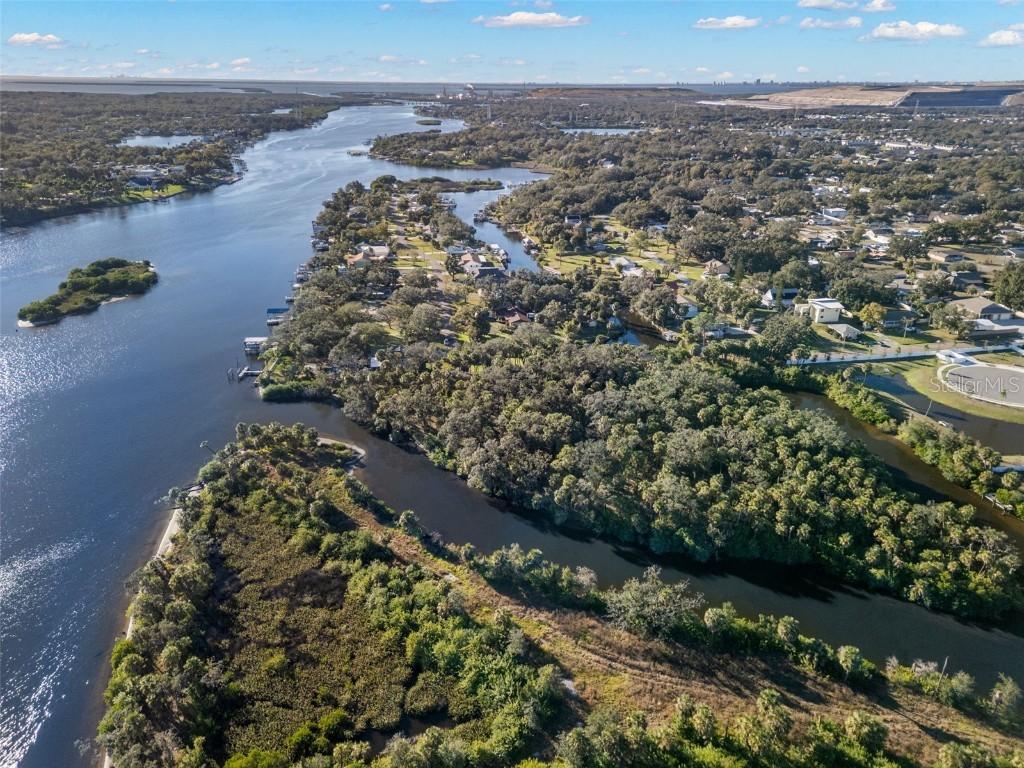 9511 River Cove Dr., Riverview, FL 33578