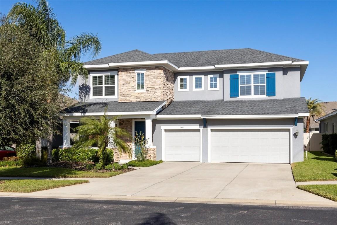 1308 Charleen St., Brandon, FL 33511