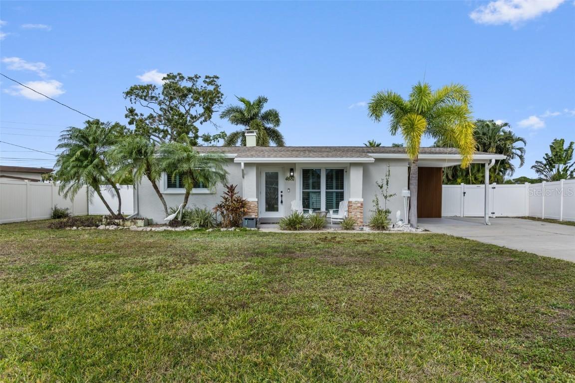 4681 Carson St., St Petersburg, FL 33703