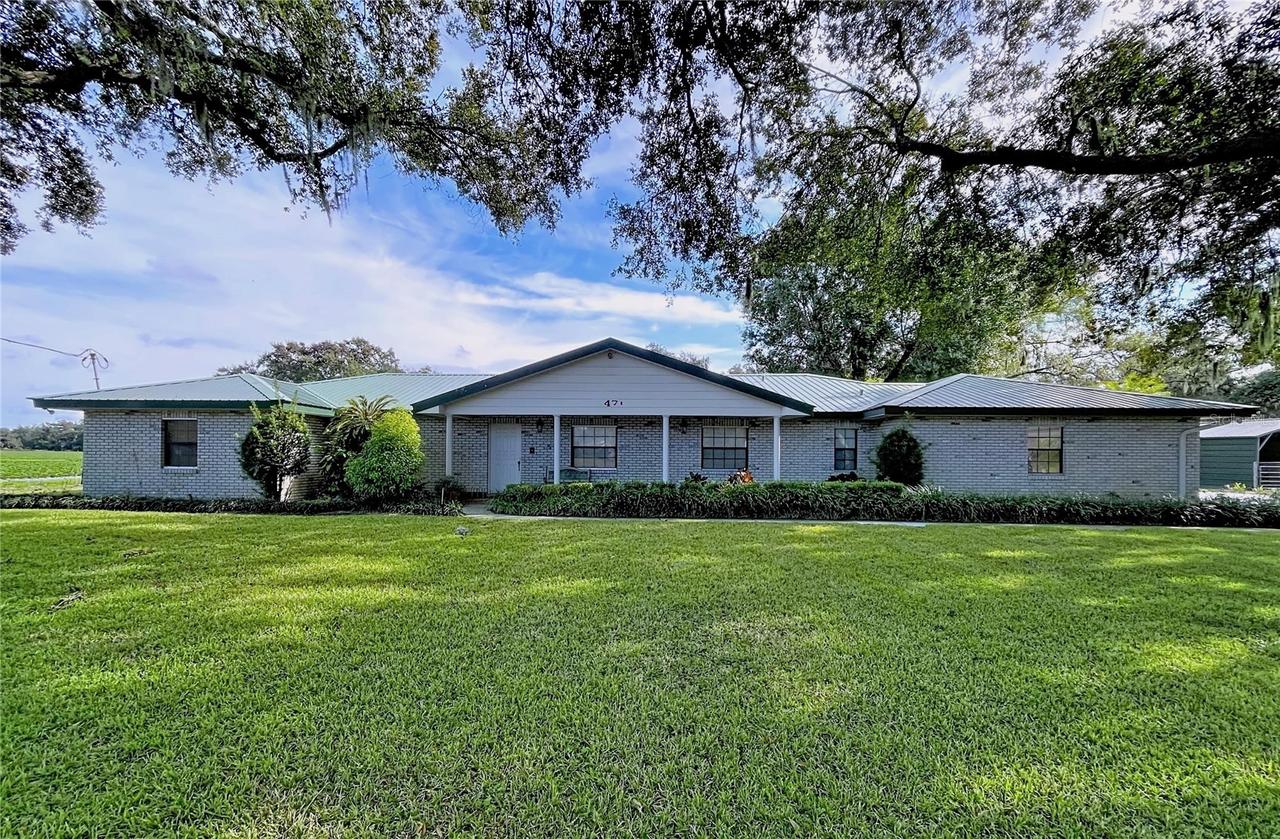 9471 Mcintosh Rd., Dover, FL 33527