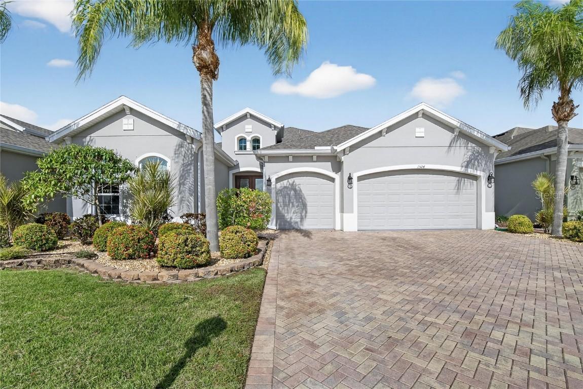 1524 Emerald Dunes Dr., Sun City Center, FL 33573