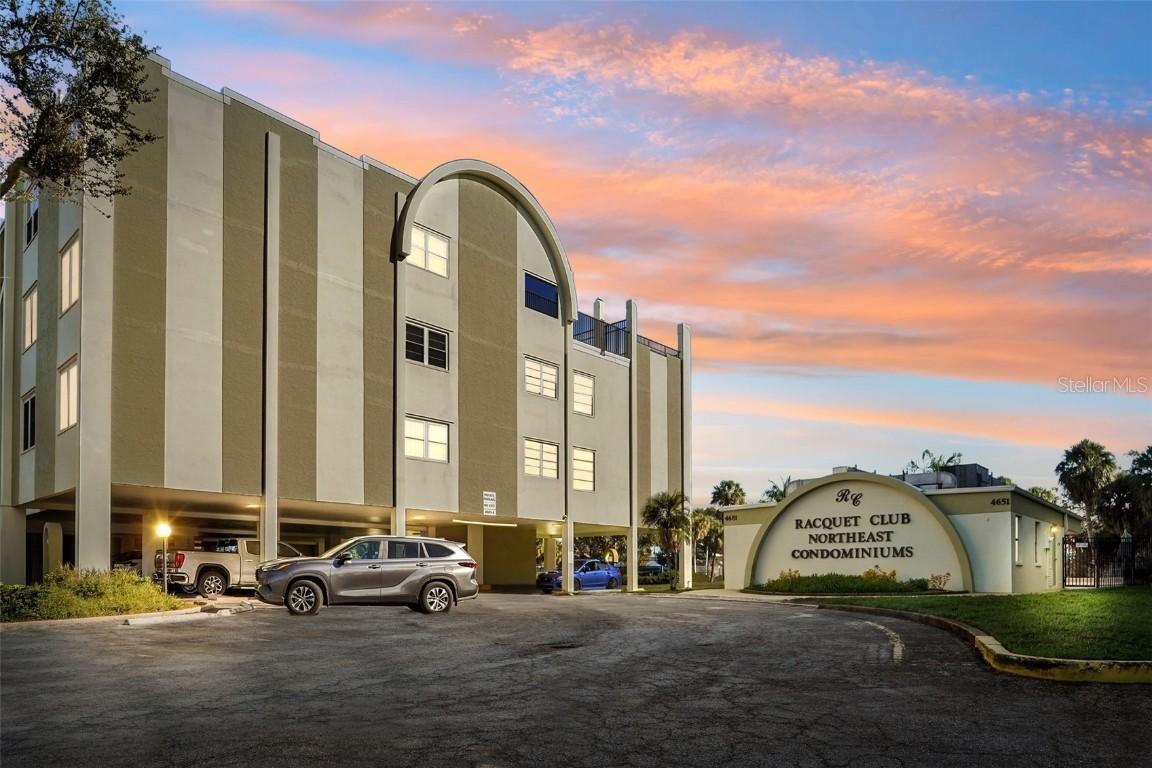 4681 1st St. #301, St Petersburg, FL 33703