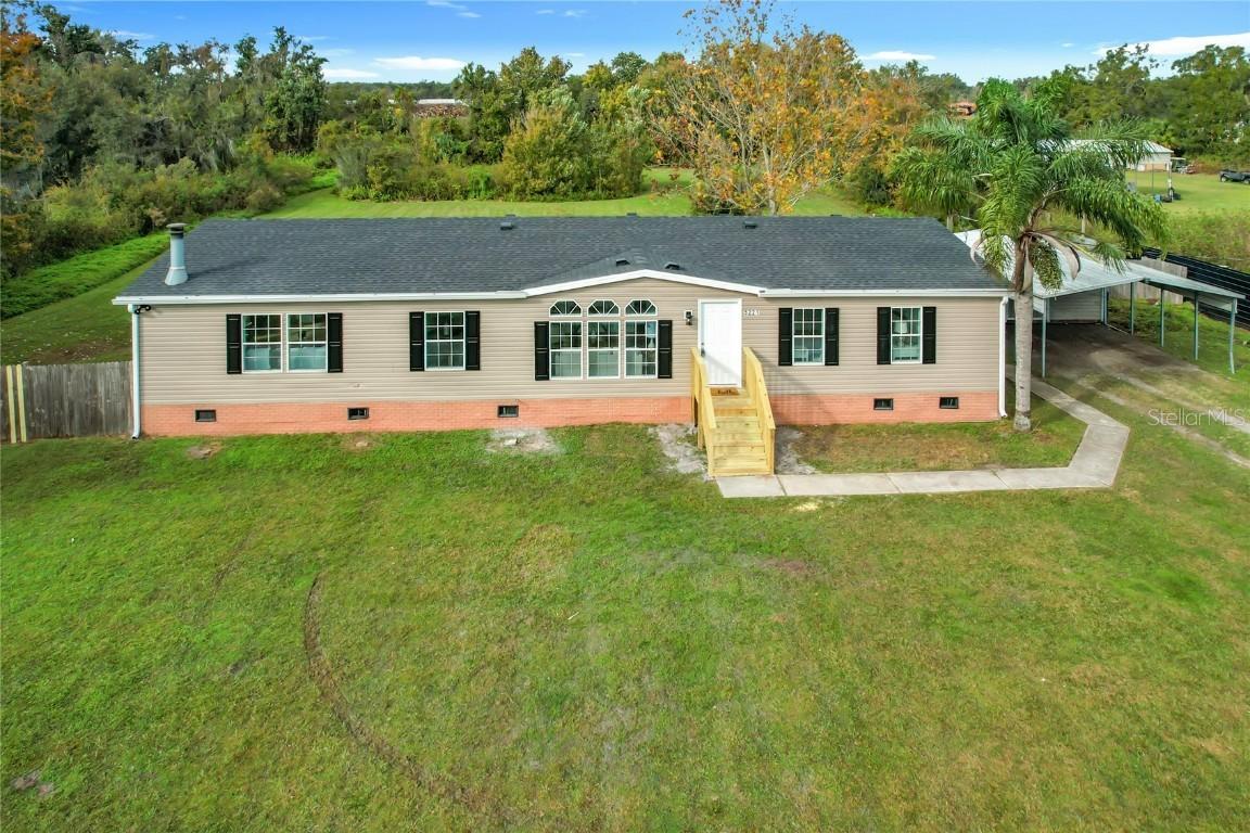 5221 R M D Ave., Plant City, FL 33566