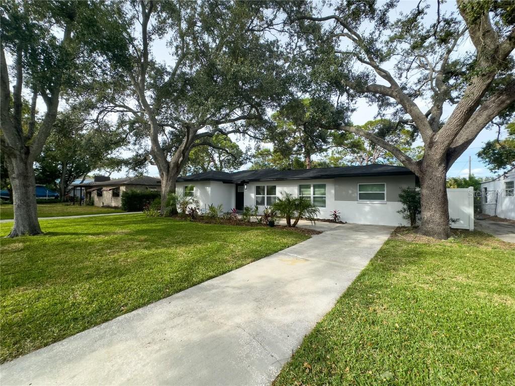 4105 W Knights Ave., Tampa, FL 33611