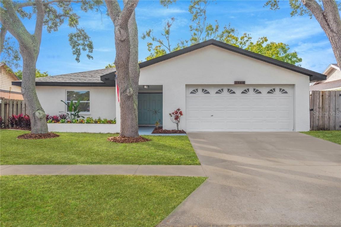 1948 Dodge Cir., Clearwater, FL 33760