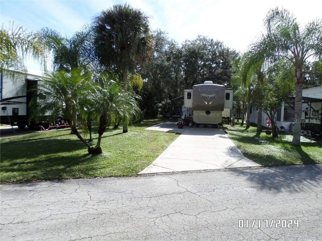 76 NW Roan Rd., River Ranch, FL 33867