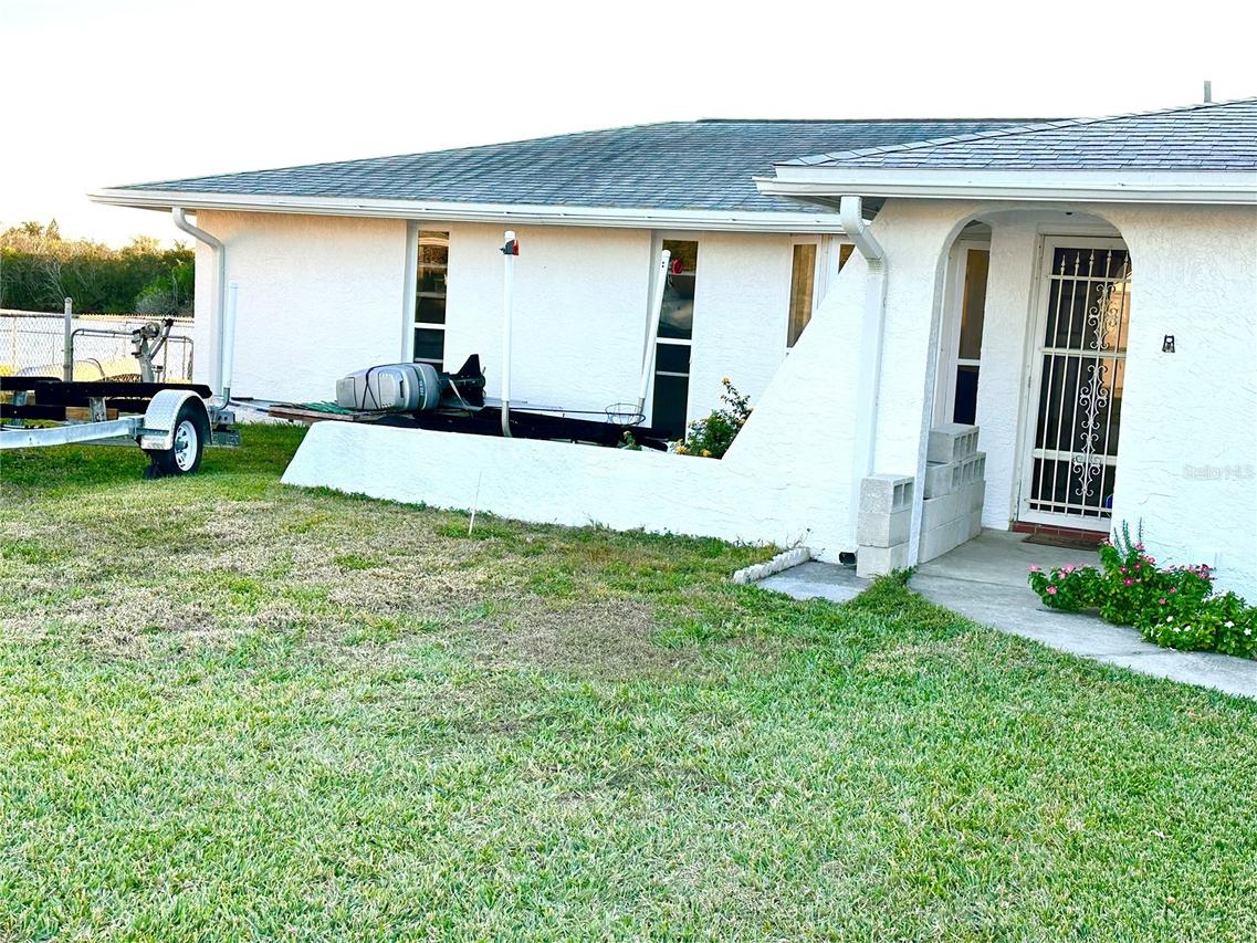 3340 Wilson Dr., Holiday, FL 34691