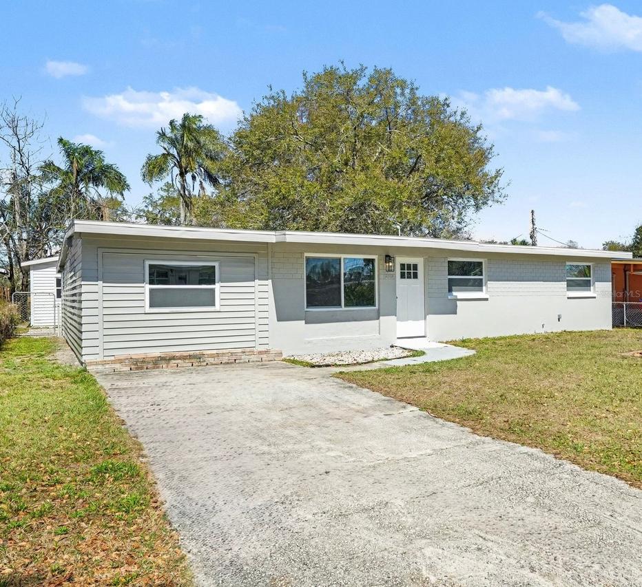 2162 Barcelona Dr., Clearwater, FL 33764