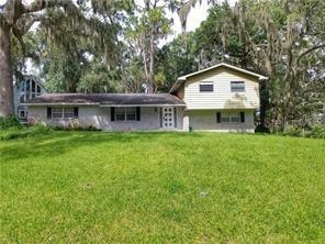 8301 N River Oaks Ct., Tampa, FL 33617