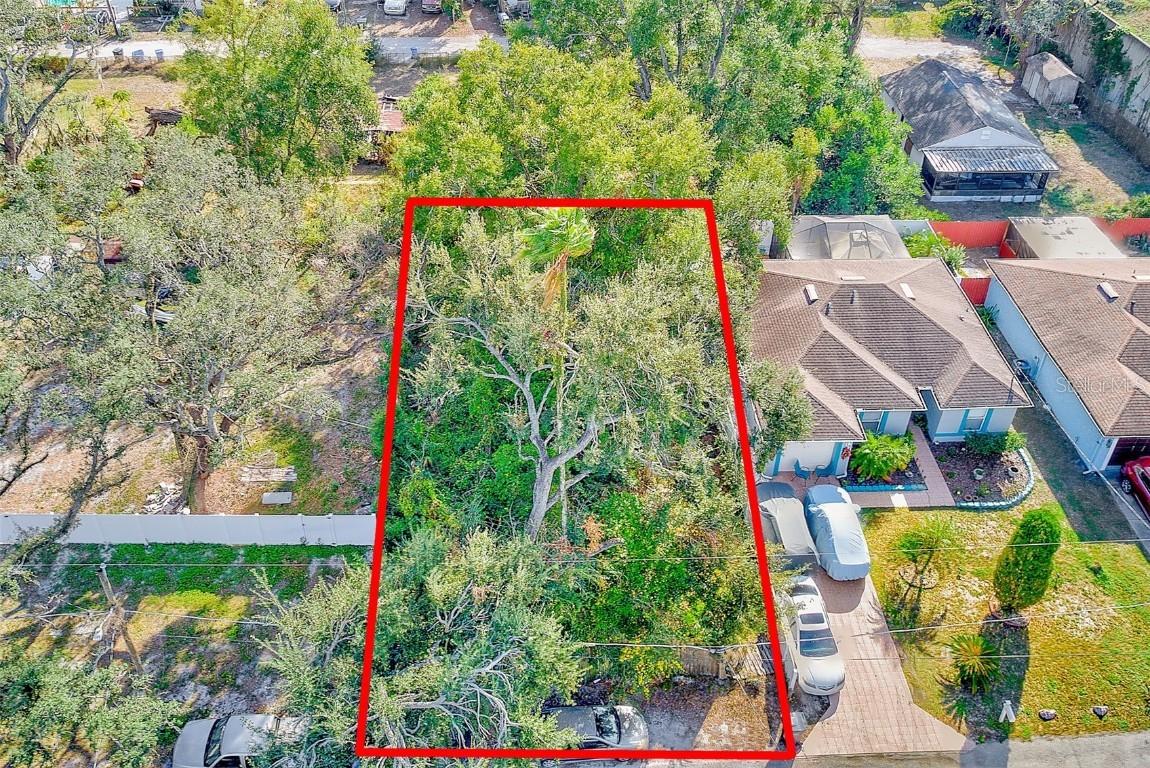 703 Hoffman Blvd., Tampa, FL 33612