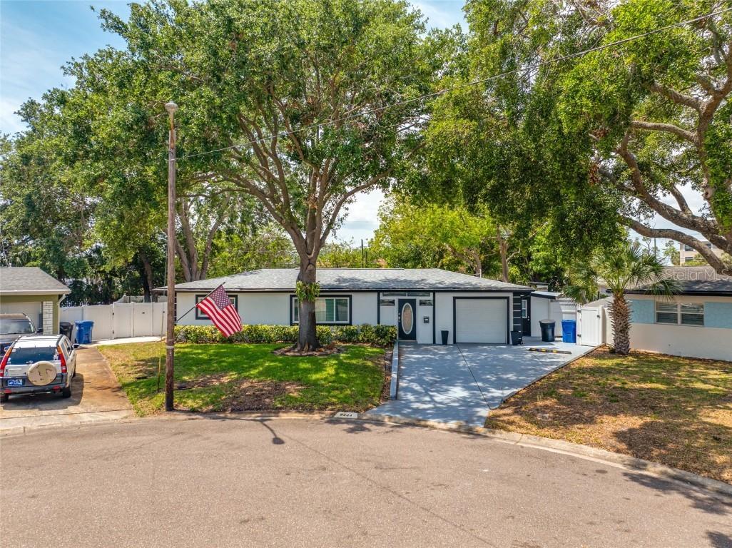 8444 8th Way, St Petersburg, FL 33702