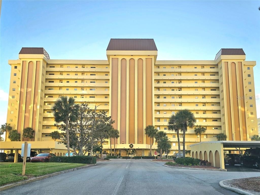 4525 Cove Cir. #1002, St Petersburg, FL 33708