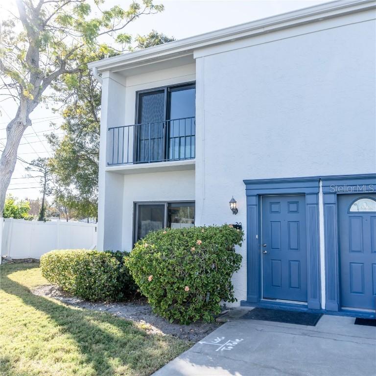 8800 Bardmoor Blvd. #20, Seminole, FL 33777