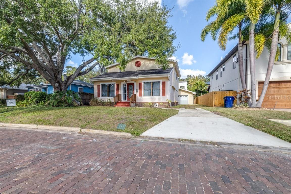 3415 W Barcelona St., Tampa, FL 33629