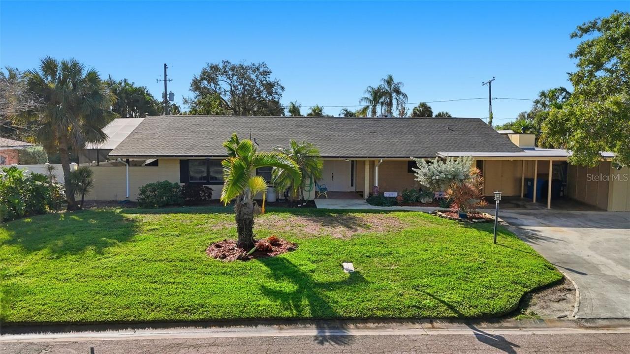 3944 49th Ave., St Petersburg, FL 33711