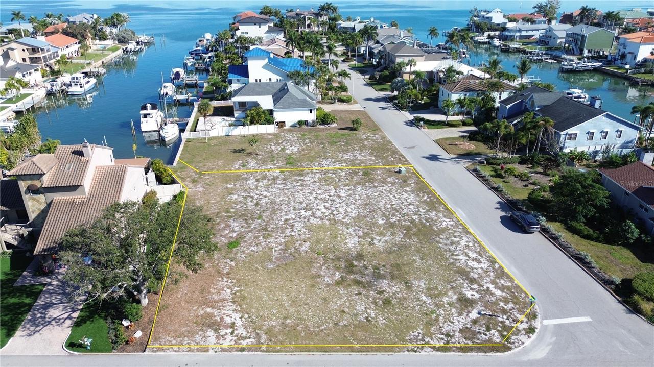 139 9th St., Tierra Verde, FL 33715