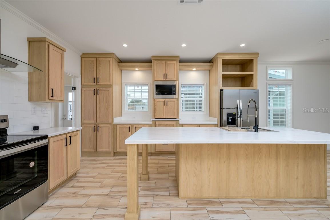 8388 Dalewood Dr., Weeki Wachee, FL 34613