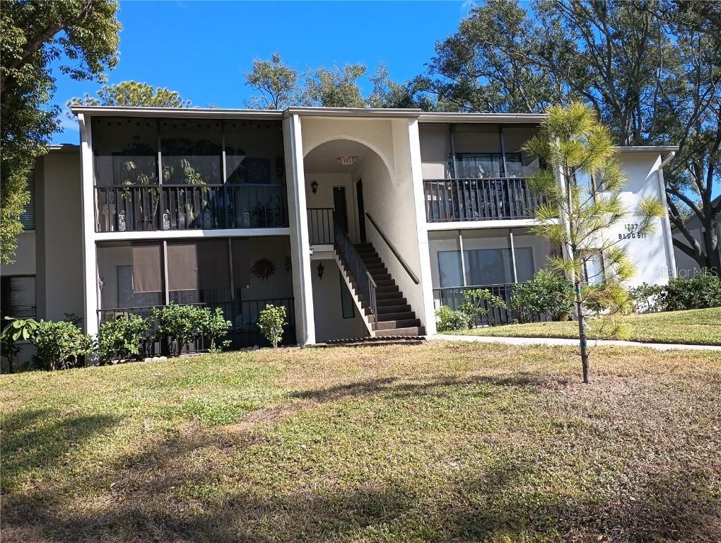 1737 Pine Ridge Way #A, Palm Harbor, FL 34684