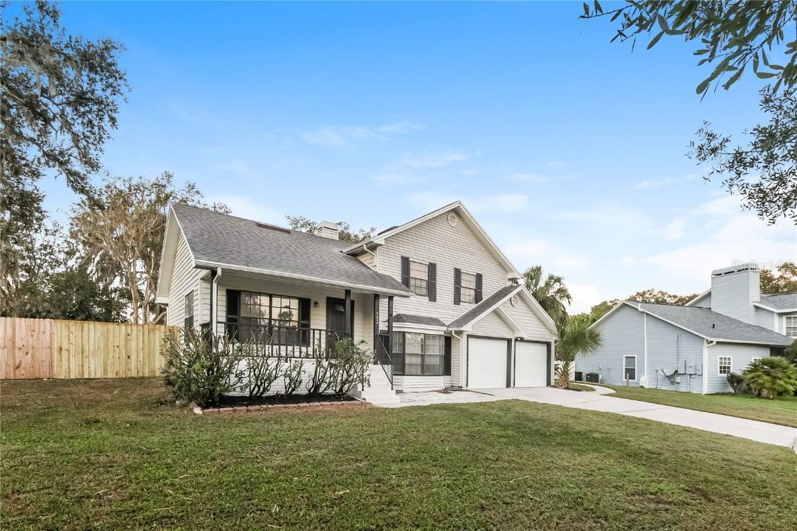 702 Old Darby St., Seffner, FL 33584