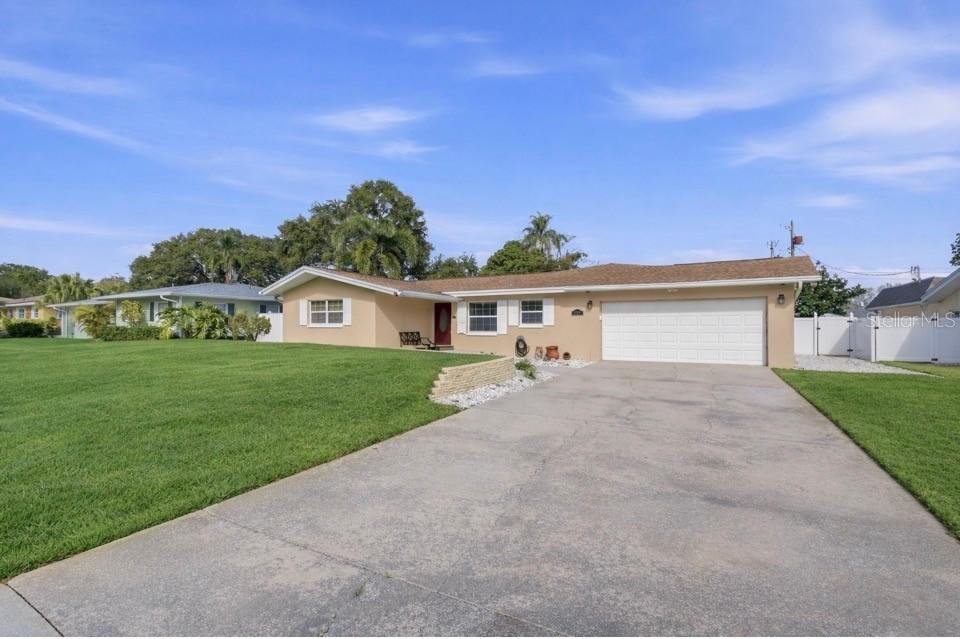 1658 Fruitwood Dr., Clearwater, FL 33756