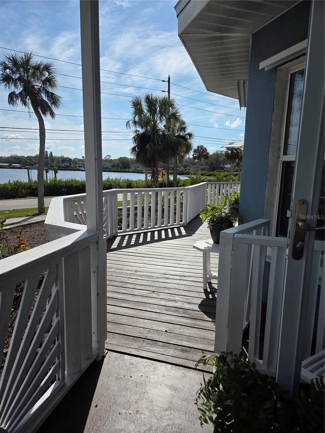 401 Whitcomb Blvd., Tarpon Springs, FL 34689