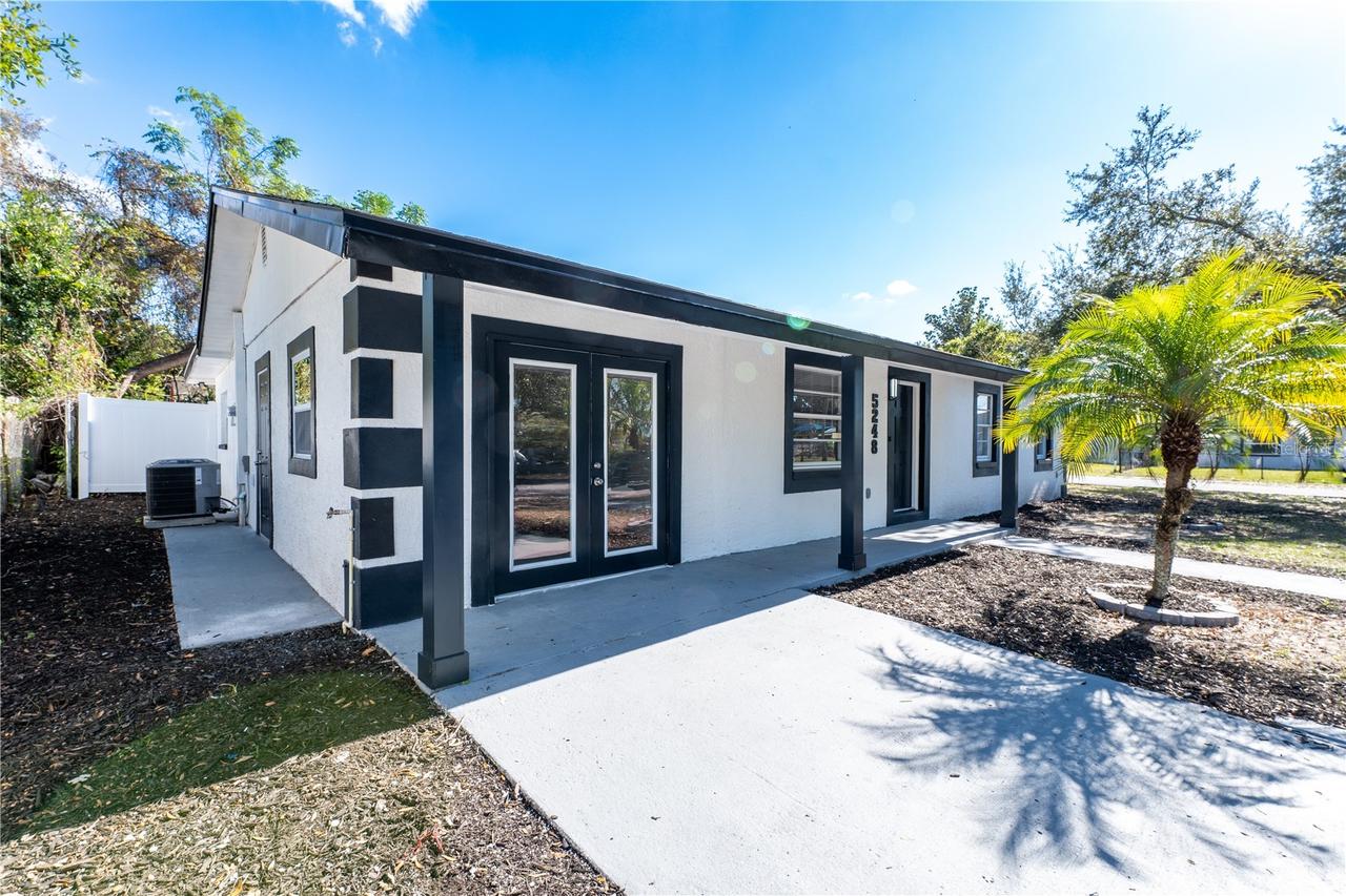 5248 King St., Zephyrhills, FL 33542