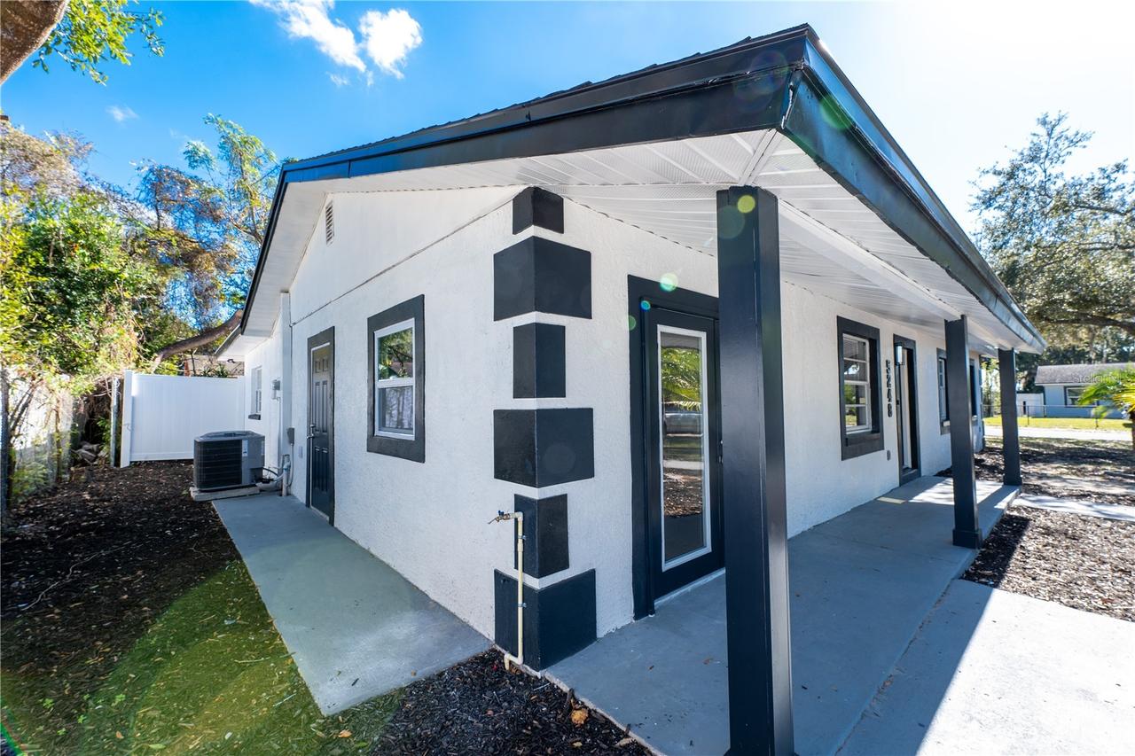 5248 King St., Zephyrhills, FL 33542