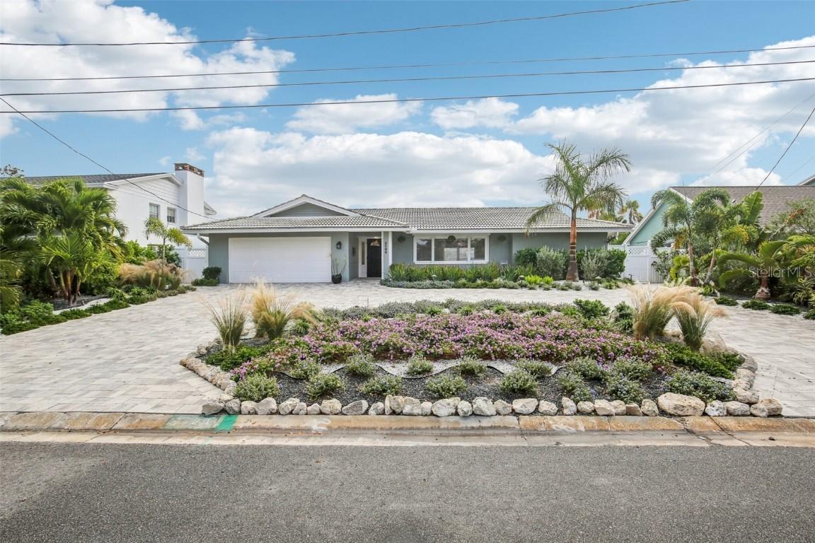 2180 Dolphin Blvd., St Petersburg, FL 33707