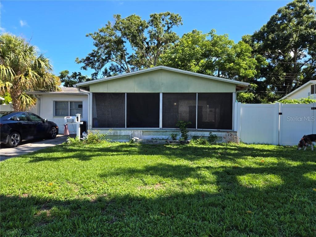5271 94th Ave., Pinellas Park, FL 33782