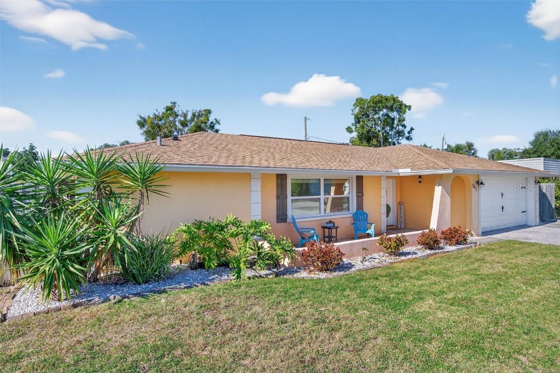 701 Charlotte Ave., Tarpon Springs, FL 34689