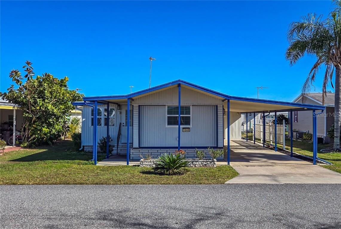 5248 Antigua Dr., Zephyrhills, FL 33541